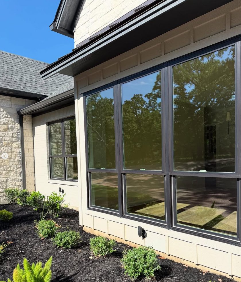 Exterior window cleaning on a residential home